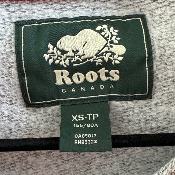 Roots Salt & Pepper, Red, Cream Crew Neck Sweater. - Picture 4 of 4